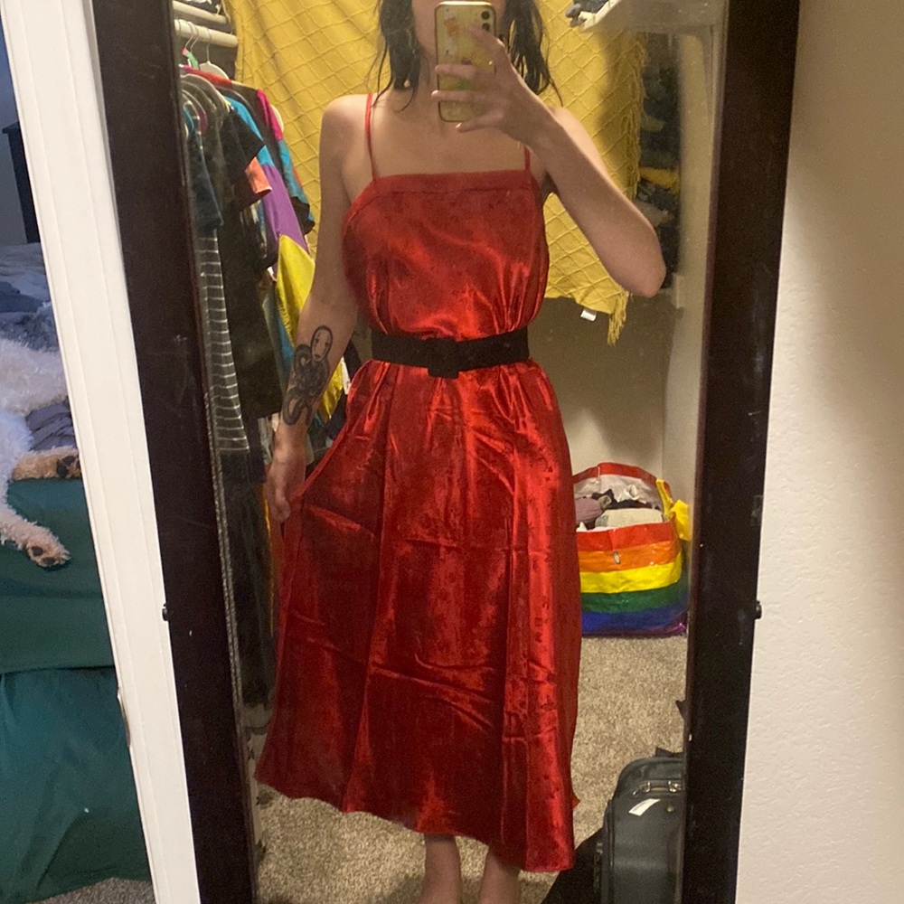 Long silky red dress from the early 2000’s, beautiful floral pattern
